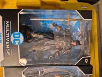 DC  ETRIGAN And BATMAN , DARK KNIGHTS FIGURES