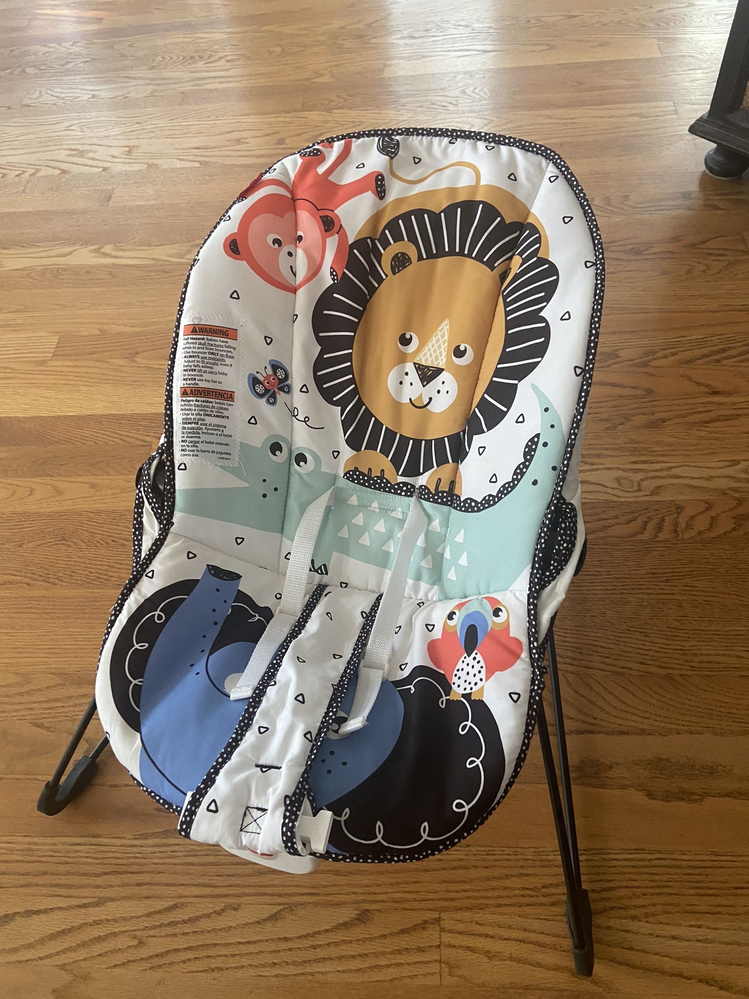 Fisher-Price Deluxe Bouncer (baby Chair )