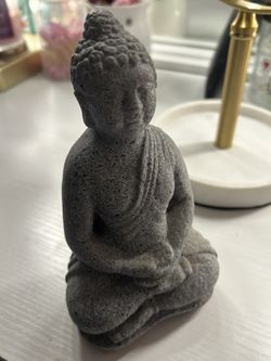Mini Statue