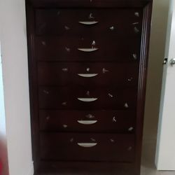 Dresser & dresser stand 