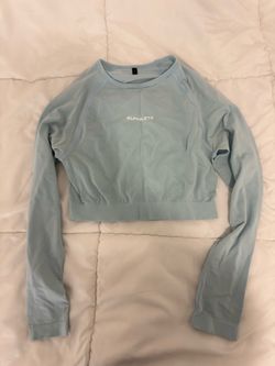 Alphalete Cropped Long Sleeve (M)