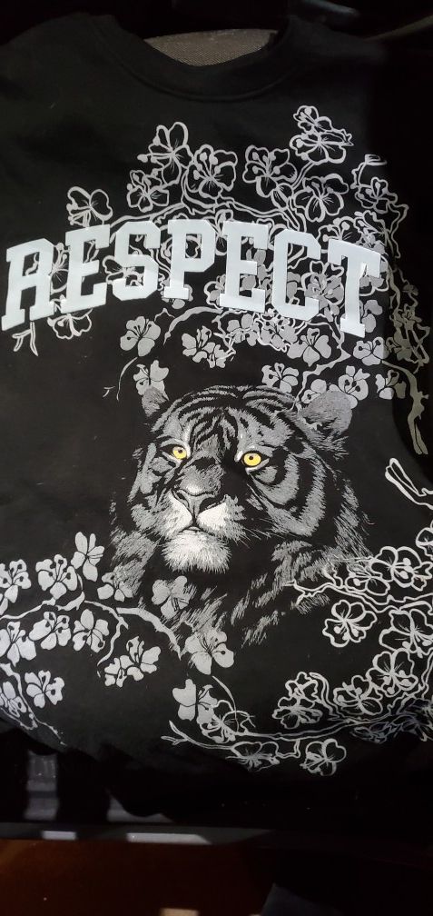  New Womens Respect && Tiger Sweater