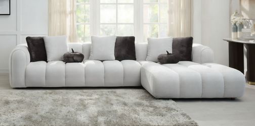 Brand New Ivory White Super Plush Sectional Sofa (Pillows Included)