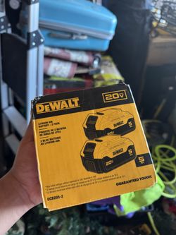DEWALT LITHIUM ION BATTERY - 2 PACK