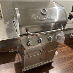 Brand New Nexgrill Stainless Steel 4 Burner Propane Grill