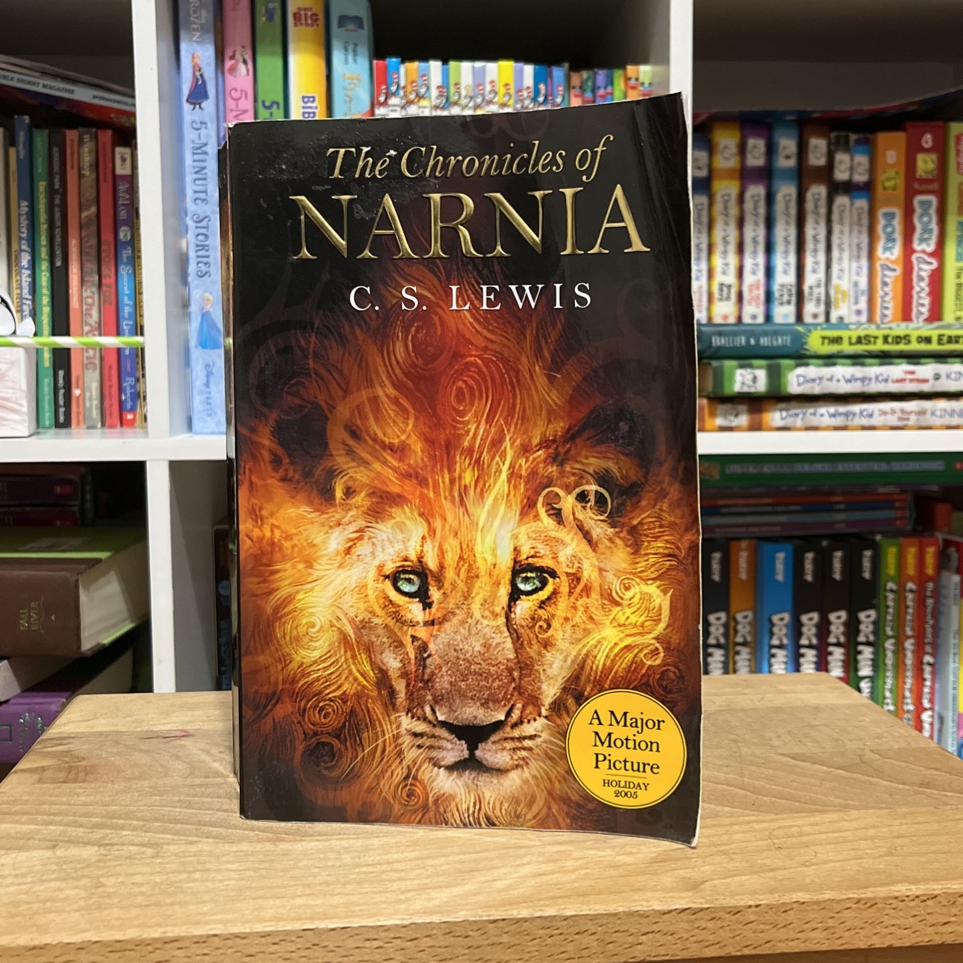Paperback Book of The Chronicles of Narnia