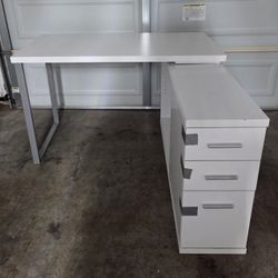 White L-Shape Desk