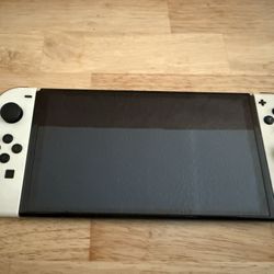 Nintendo Switch OLED With 512gb Micro SD And Pro Controller