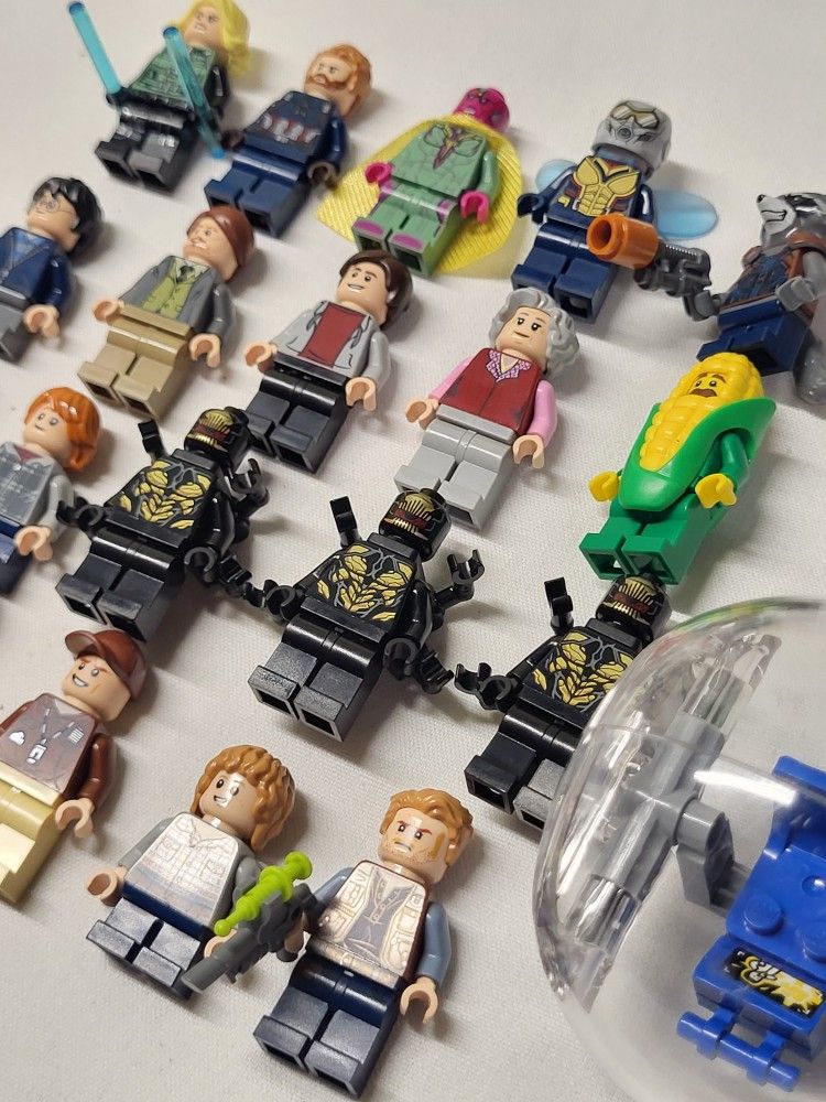 Lot Of Lego Minifigures From Marvel Harry Potter CMF Jurassic World