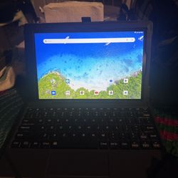 Tablet  RCA Viking Pro 10" 2-in-1 Tablet 32GB    