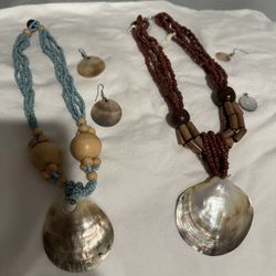 Collares