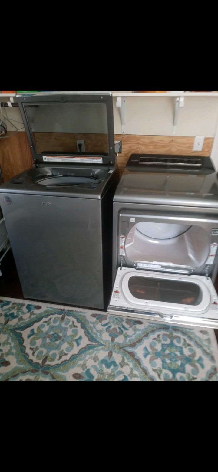 Whirlpool Top Load Washer And Dryer Set Impeller and Agitator Combination