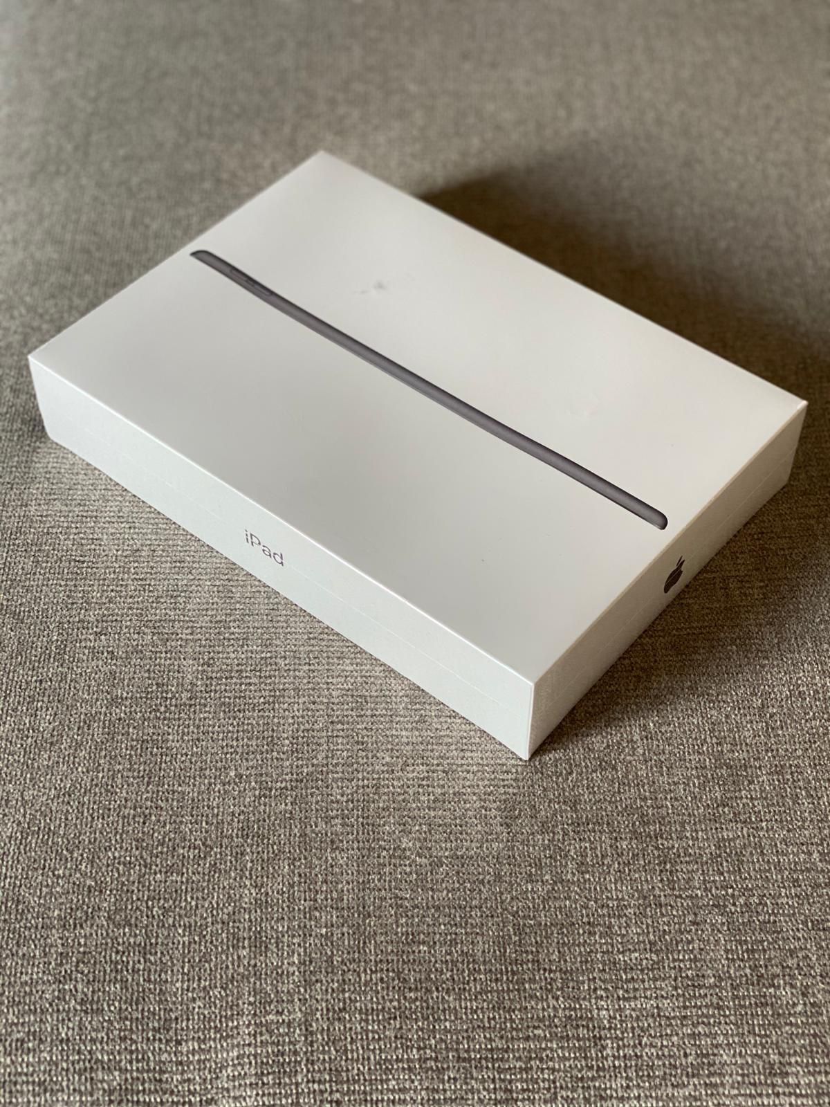 Apple 10.2” iPad 7th Gen (Late 2019, 32 GB, Wi-Fi, Space Gray)