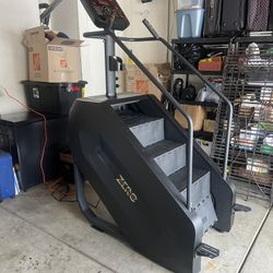 P1 Stair Climber | Stairmaster | Gym Equipment | Weights | Free Delivery & Installation 