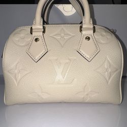 Louis Vuitton speedy bandouliere