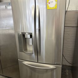 Lg Fridge 33wide