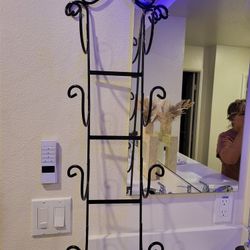 Metal Para Toallas Es Grande Negro Semi Nuevo 