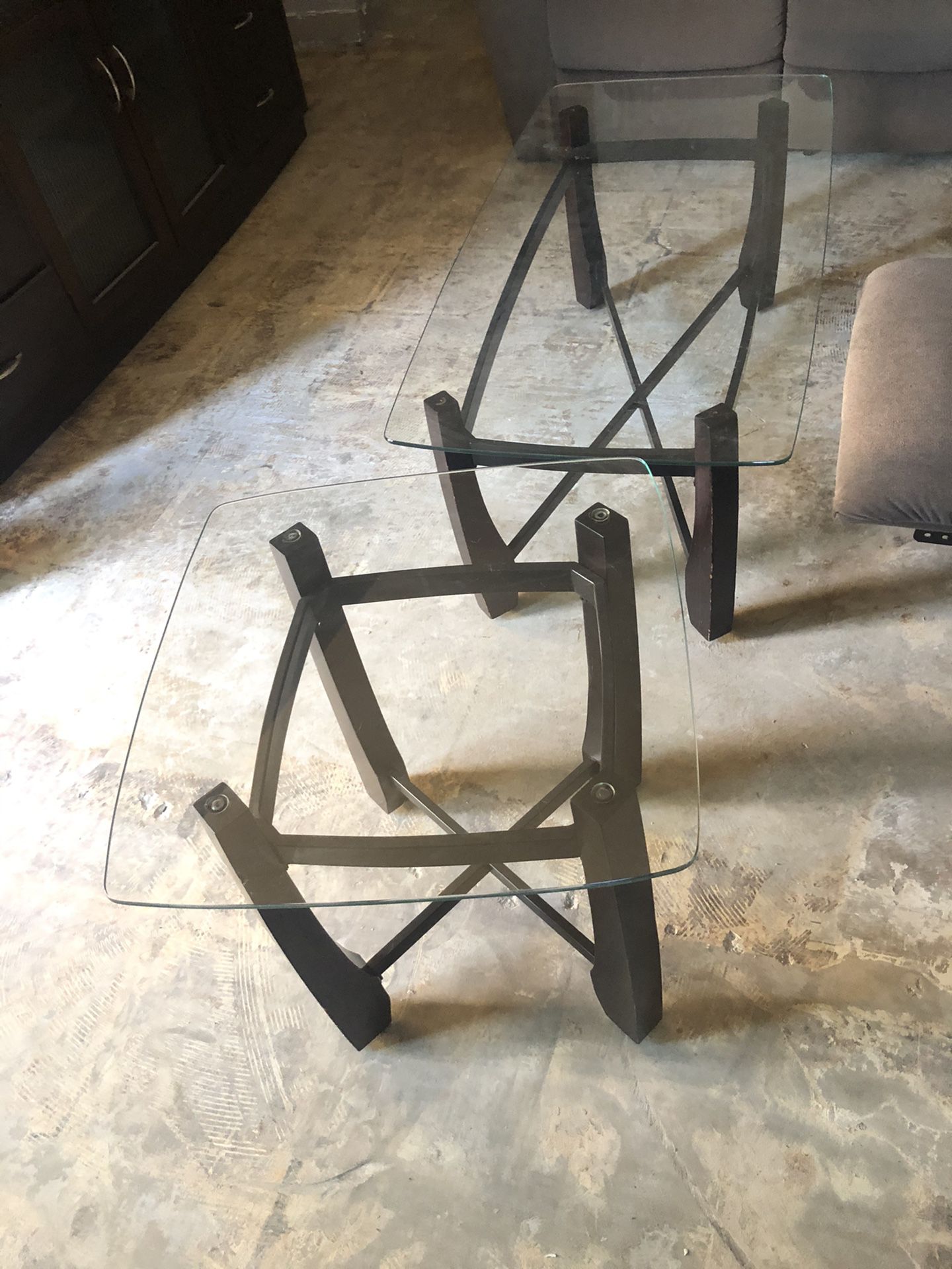 Glass coffee table and matching side table FREE
