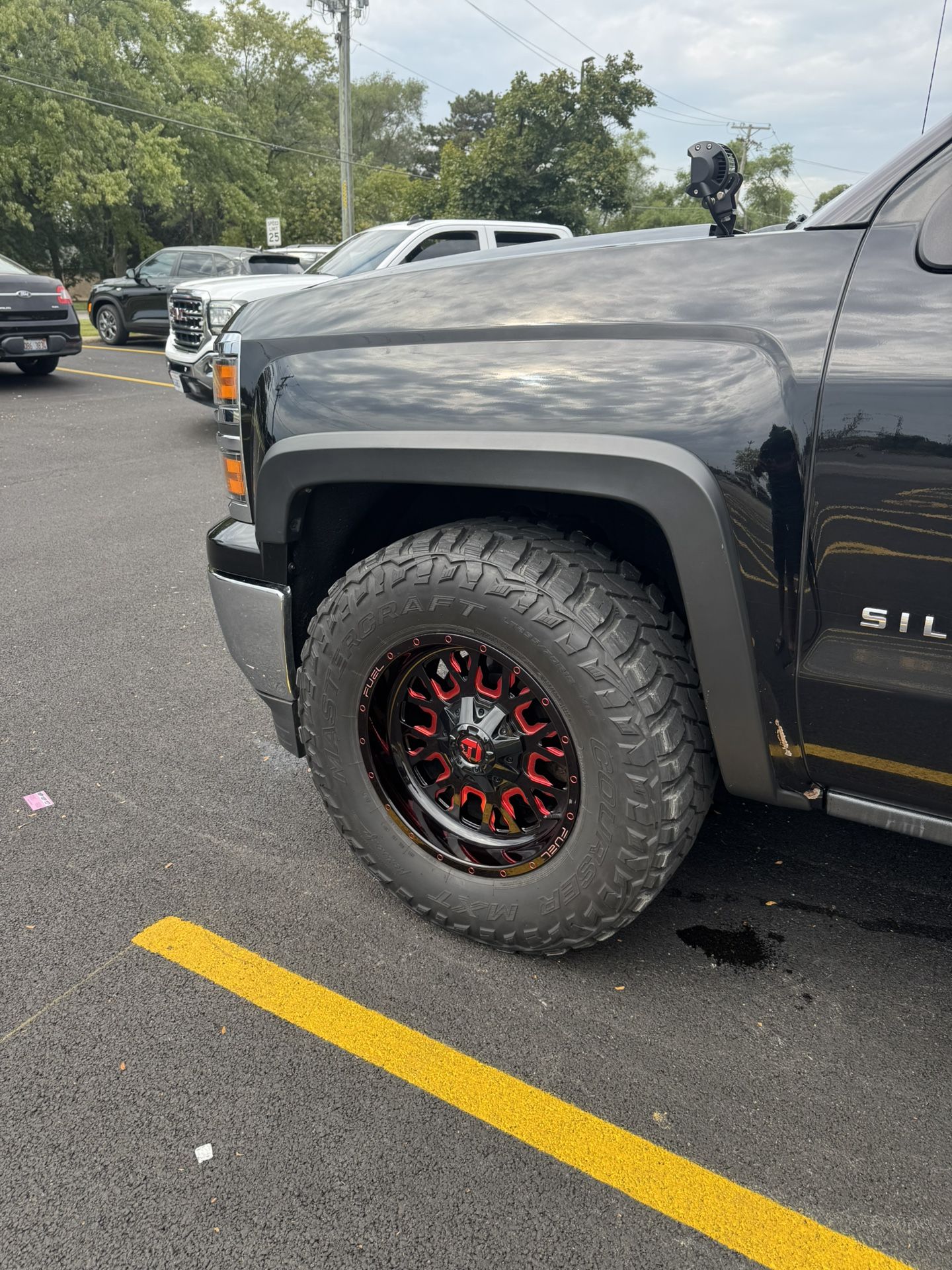 Fuel Rims 295/70/18