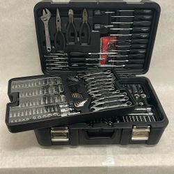 Pittsburgh multi tool hand tool set