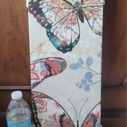 NEW - Beautiful Butterfly Canvas Picture Home Decor
