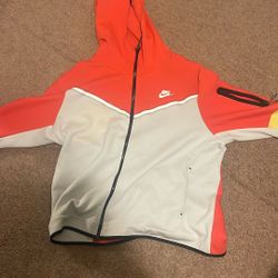 nike tech 