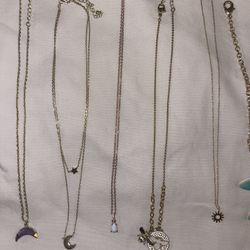 $1 Necklaces 
