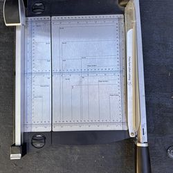 Deluxe Paper Cutter