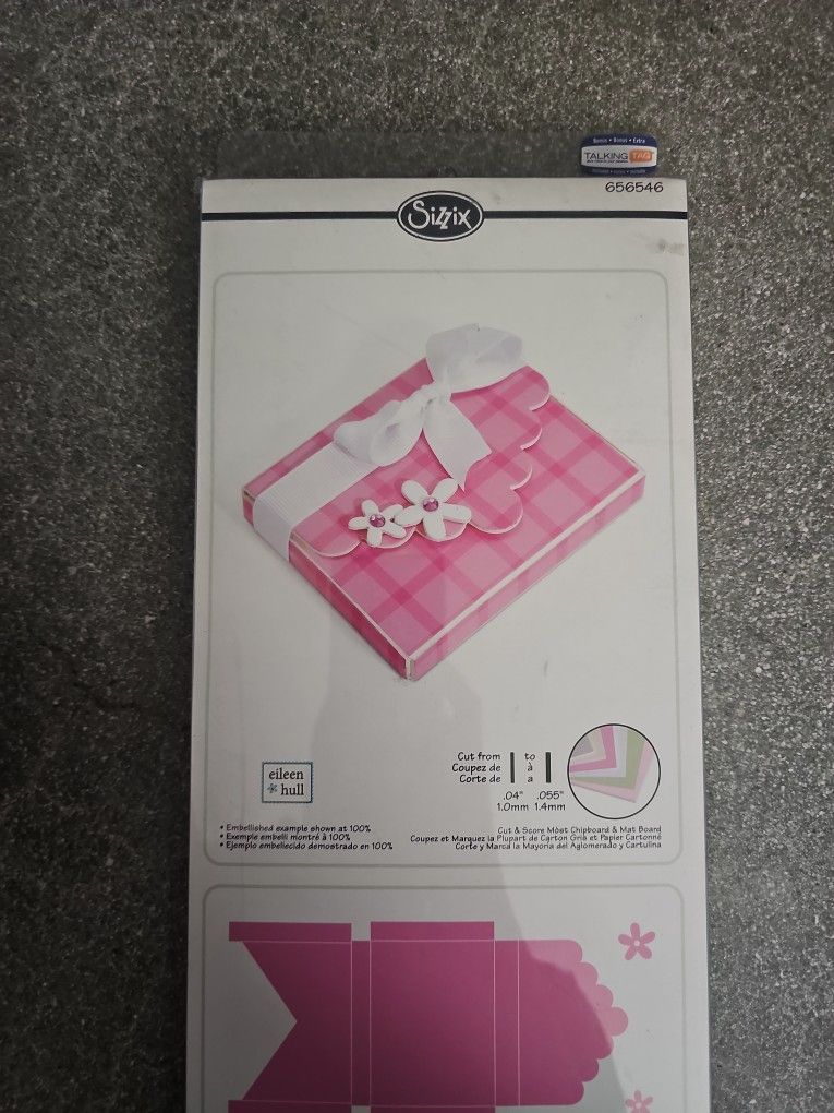 Sizzix  XL Die - Box w/Scallop Flap & Flowers 