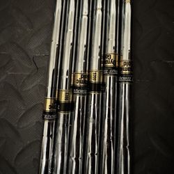 Dynamic Gold S300 Steel Iron Shafts 5-PW