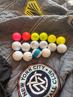 Lot of 17 Golf Balls (Callaway, Srixon, Top-Flite, High-Vis & Practice)