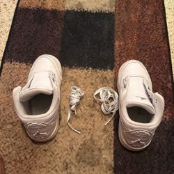 Air Jordans 3 Retro Size 4y Kids (men)