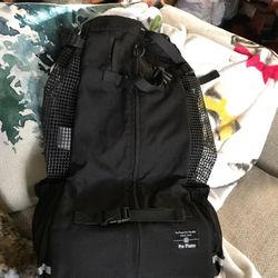 Pro Plums Pet Paradise Black Backpack 