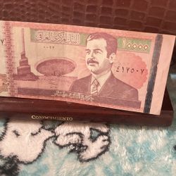Mismatch Serial Rare Iraq 10,000 Dinar 2002 P89 The Last Saddam Hussein Issue