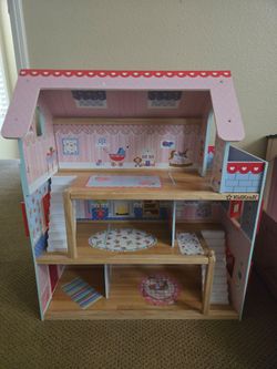 Doll house