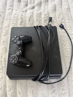 Working PS4 and Controller/No issues