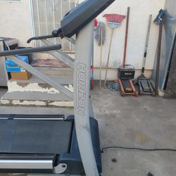 Horizon Treadmill