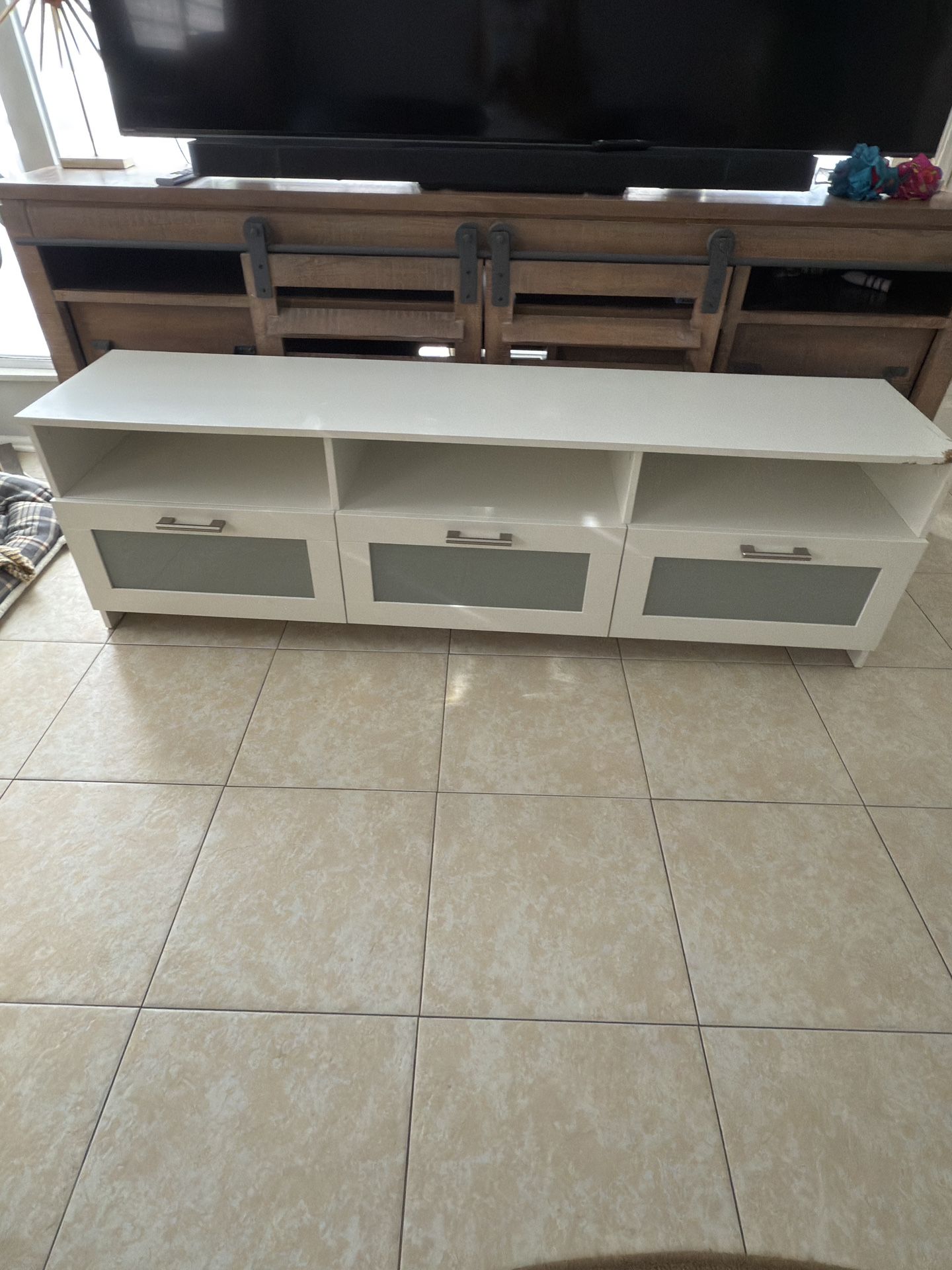 Modern Tv Media Center Table Free