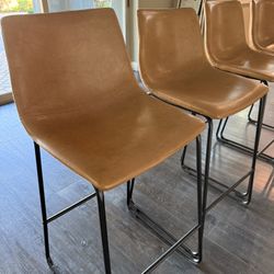 4 Faux Leather Counter Height Bar Stools PERFECT Condition 