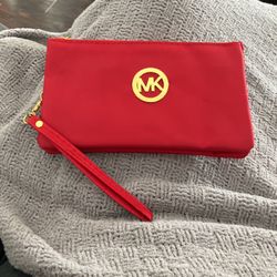 Michael Kors Wristlet 