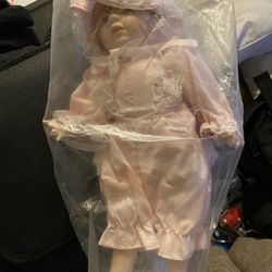 Porcelain Doll, Light Pink Dress, Box Was In Bad Shape But Doll Is Fine.