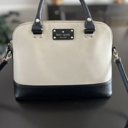 Retired Kate Spade One Size Bag 