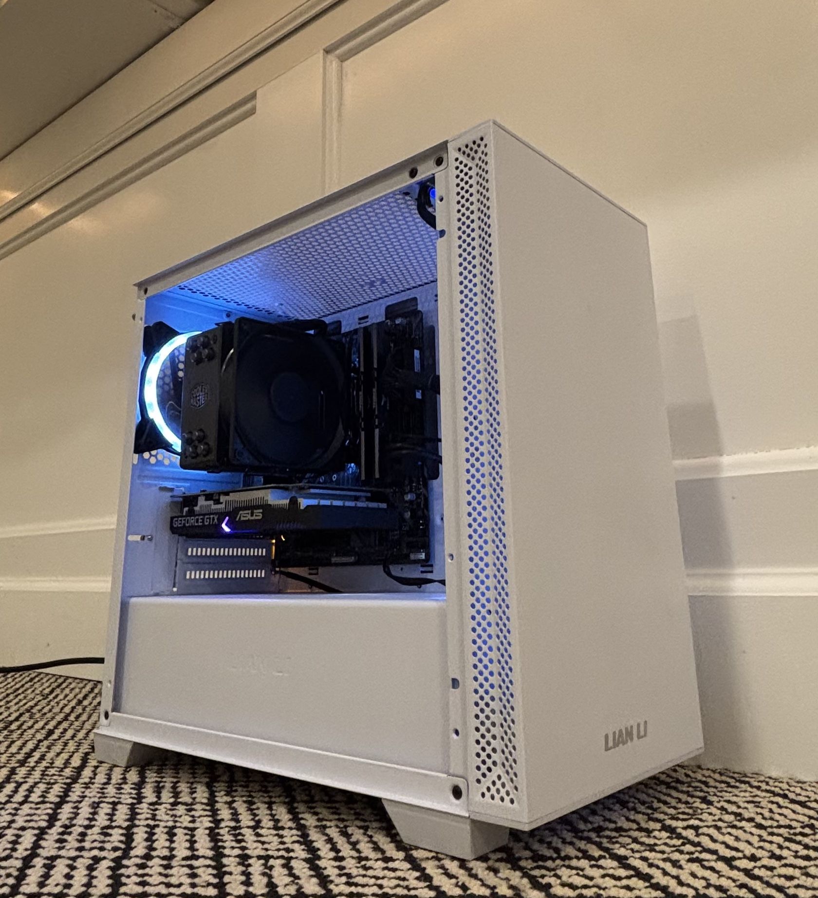 Whiteout Gaming PC | intel i5 9400f | Gtx 1650