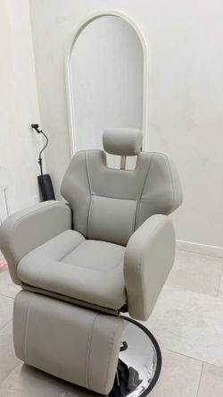 Salon beauty chair