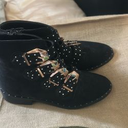 Size 8 Semi New Boots