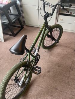 Incognito BMX bike