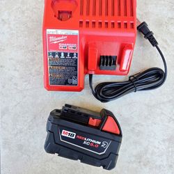 Milwaukee Charger and 5Ah Oil Resistant Battery
