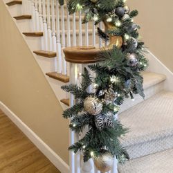 9’ Greenery Garland