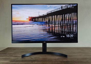 LG 27” IPS QHD Monitor