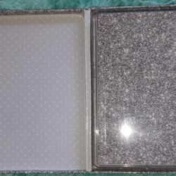 New gift set/notebook with pen and lock